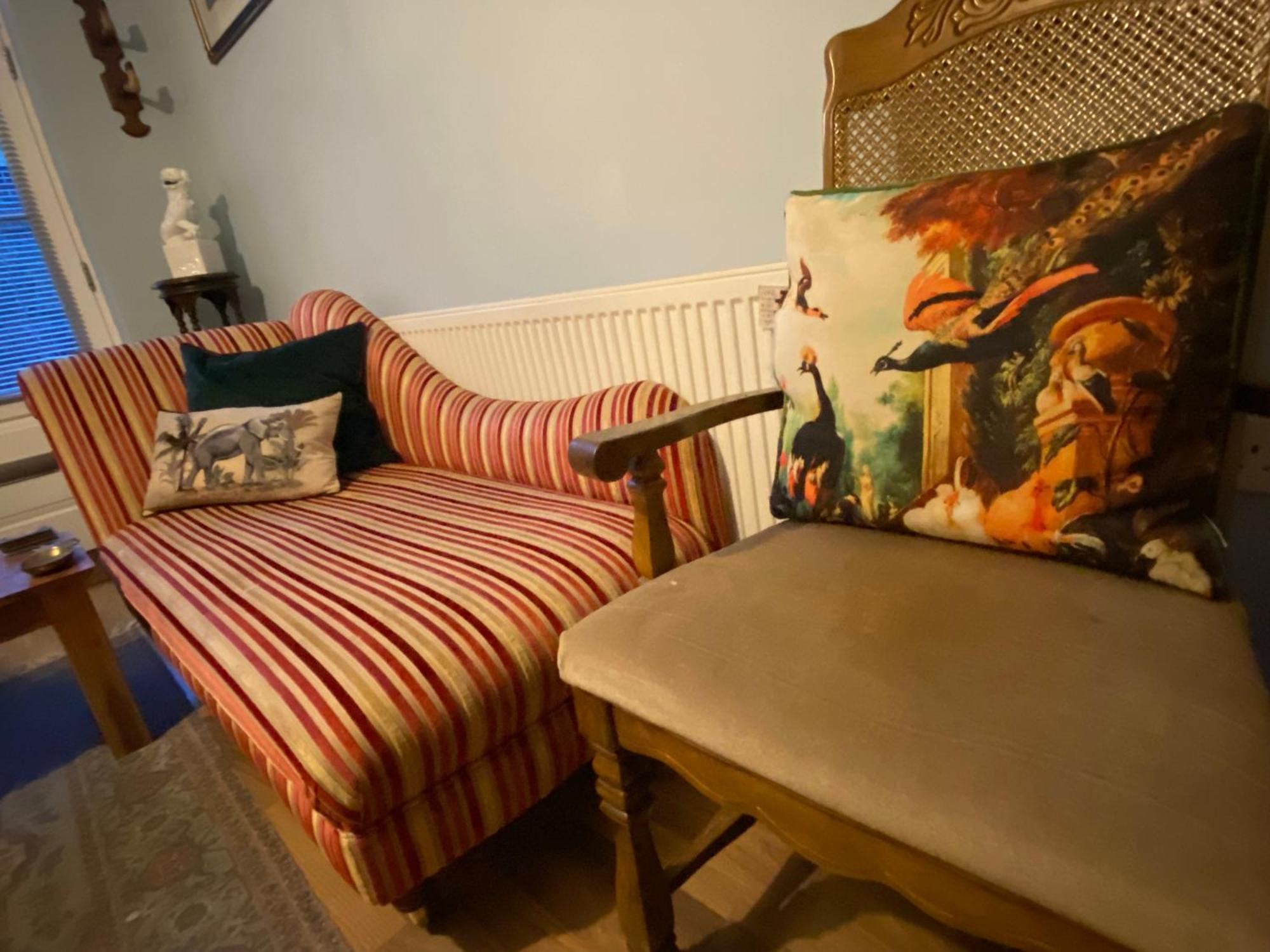 Quirky Town Centre Apartment With River Terrace Маклсфилд Экстерьер фото